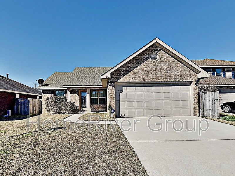 1st image of 8907 Hertford Cir