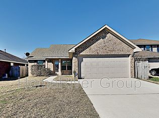 8907 Hertford Cir, Pensacola, FL 32534