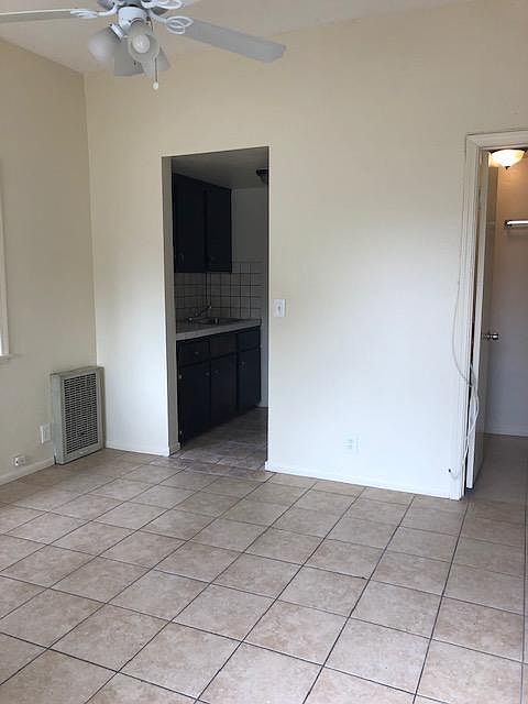 2nd image of 246 Palm St