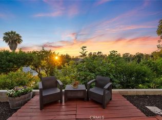 907 Sunset Dr, Vista, CA 92081