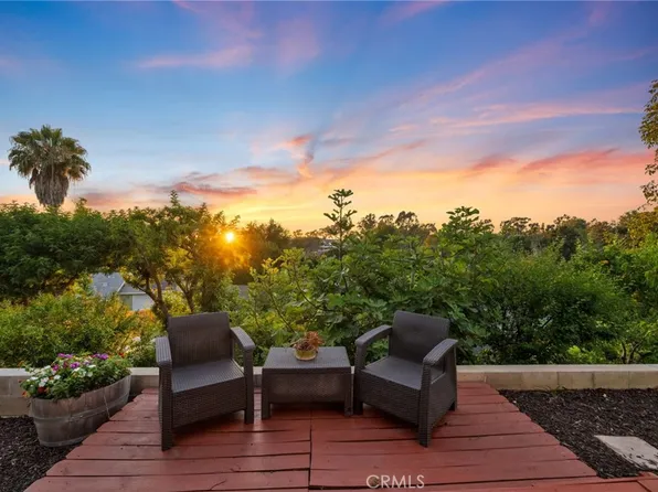 907 Sunset Dr, Vista, CA 92081