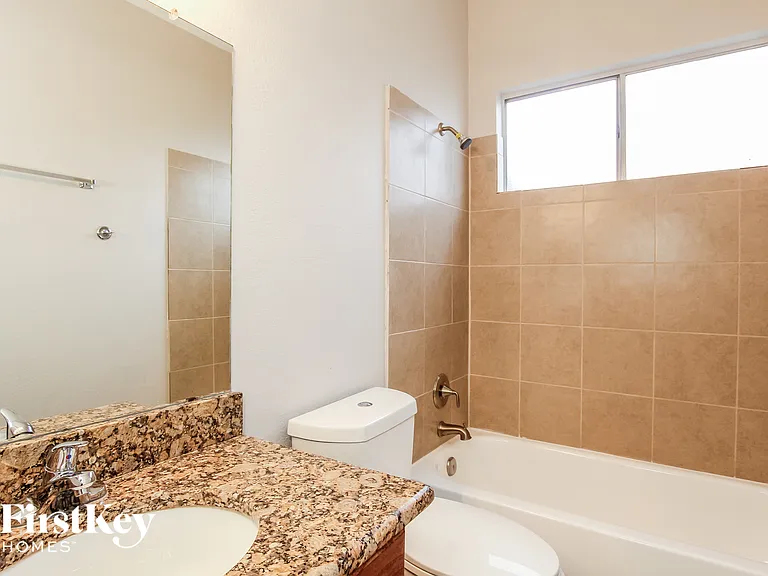13269 N 56th Ave — Photo 13