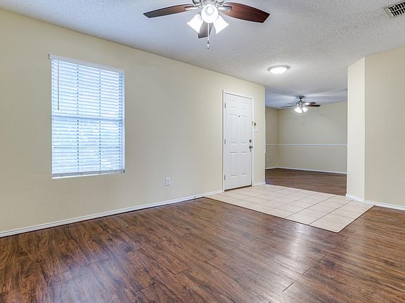 2nd image of 2368 Somerset Dr