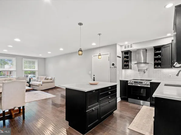 4416 34th St S APT A2, Arlington, VA 22206