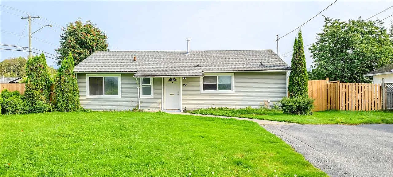 3 bed, 1015 sqft, $2,150 — Photo 1