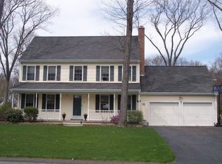33 Alfred St, Attleboro, MA 02703
