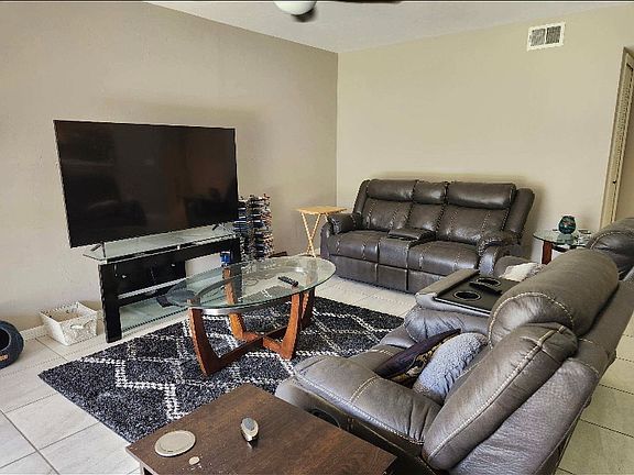 2nd image of 9640 Windsor Gardens Ln APT 103