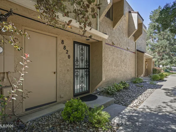 8820 Dixon Ln, Reno, NV 89511