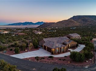 6022 N Lake View Dr, Kingman, AZ 86409