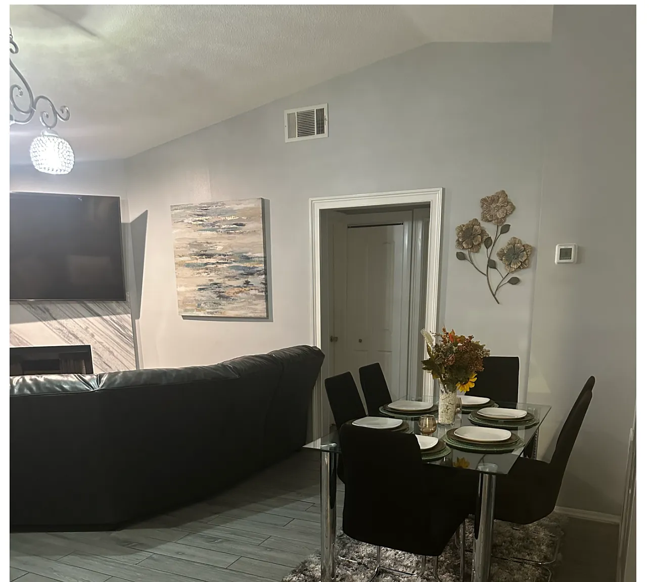 5619 Kevin Ave — Photo 4