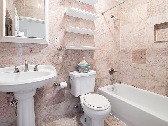 5th image of 260 Rogers Ave APT 4
