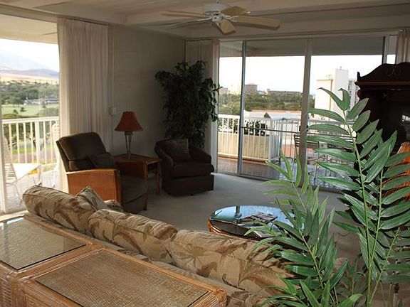 Relaxing Family Room