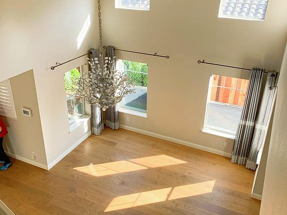 3rd image of 1932 Abreu Way