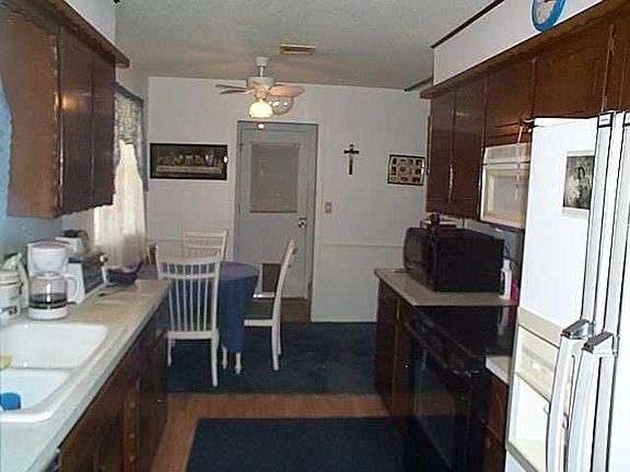 Kitchen to dining
