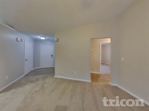 3rd image of 1185 Mercury Dr