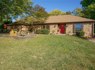 604 Mohawk Ct, Carmel, IN 46033