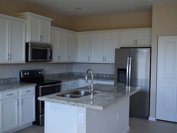 2nd image of 4135 Ne 21 Ct.