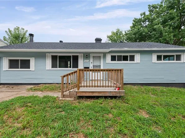 10711 Bristol Ter, Kansas City, MO 64134