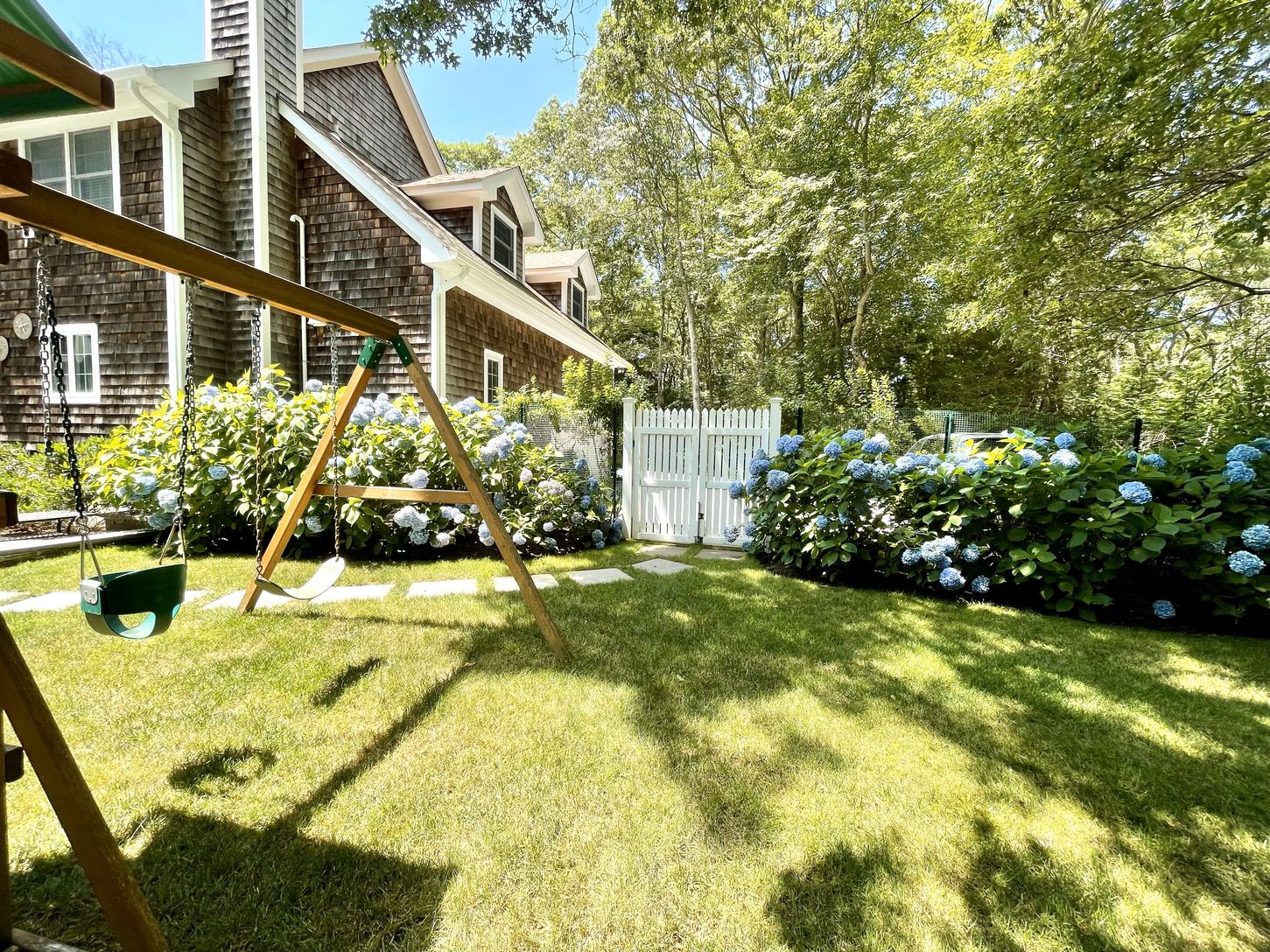 Children's playset
