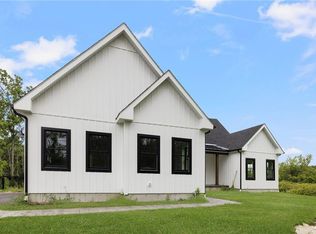 38 Dexter Rock Rd, Lincoln, RI 02865