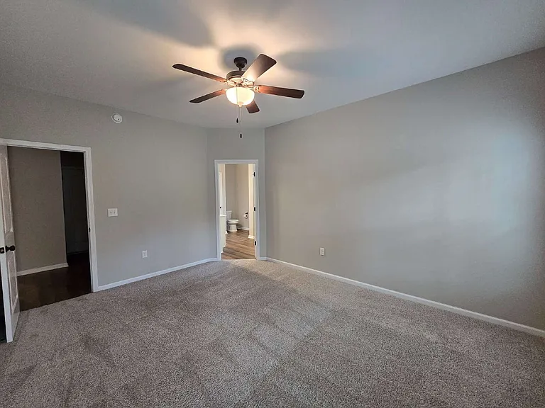 205 Buckeye Ct N — Photo 11