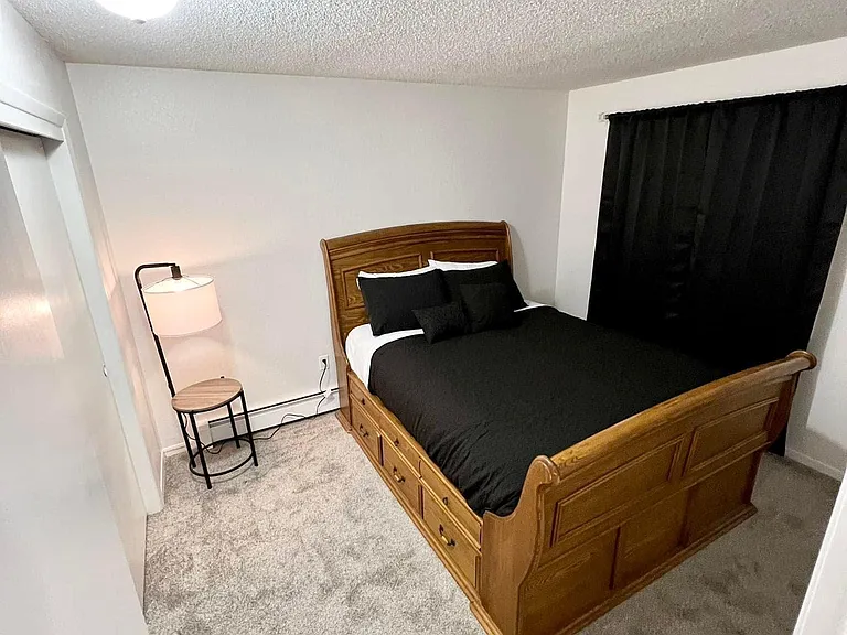 12401 Landmark St #10 — Photo 7