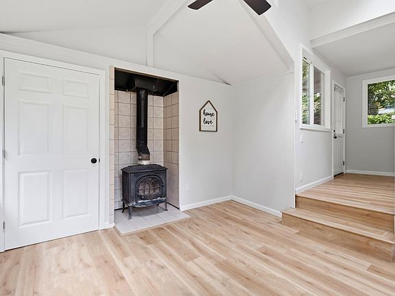 4th image of 265 Brown Gables Rd #32