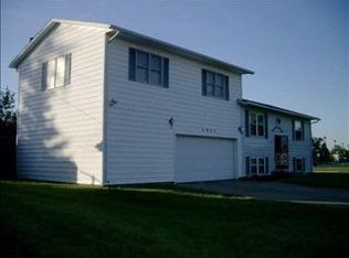 4901 Greenleaf Ln, South Bend, IN