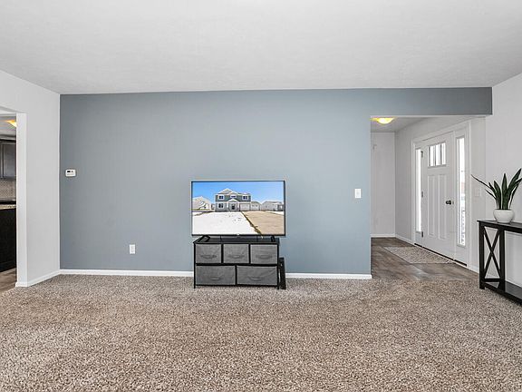 4th image of 9614 Scotsmoor Ct