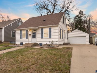 2217 S Hawthorne Ave, Sioux Falls, SD, 57105