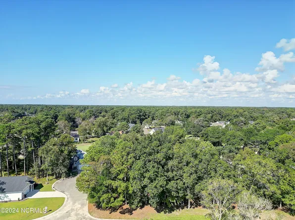 1661 Greenside Court SW, Ocean Isle Beach, NC 28469