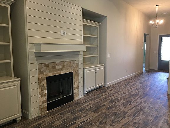 3rd image of 2619 Portland Ave