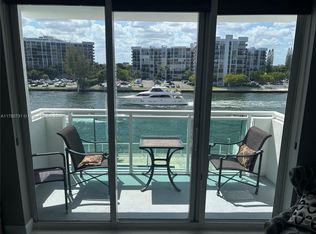 3000 S Ocean Dr APT 304, Hollywood, FL 33019