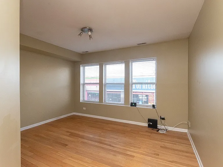 3103 W Lawrence Ave #3 — Photo 8