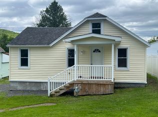 27 Royal Ave, Bradford, PA 16701