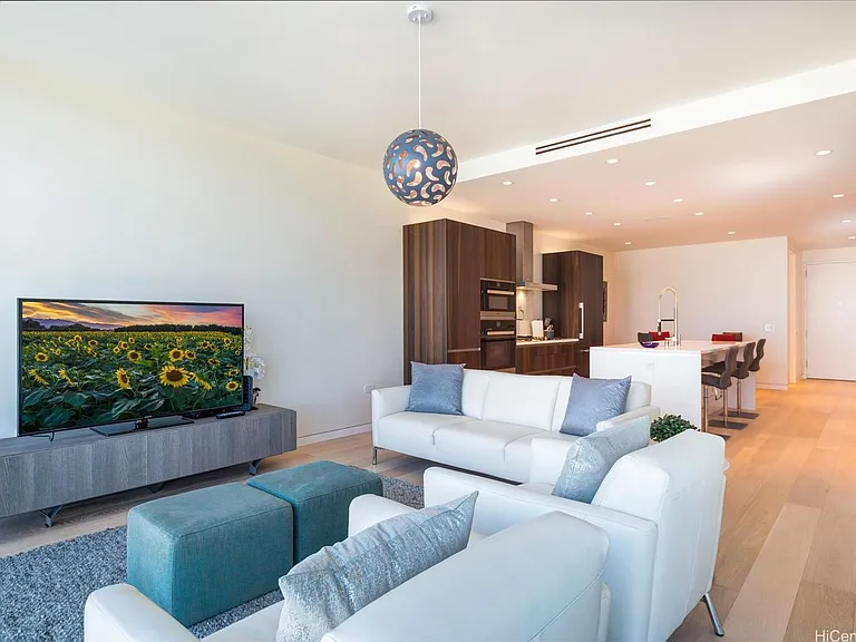 1118 Ala Moana Blvd #1203 — Photo 3