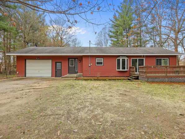 10800 21 Mile Rd NE, Sand Lake, MI 49343