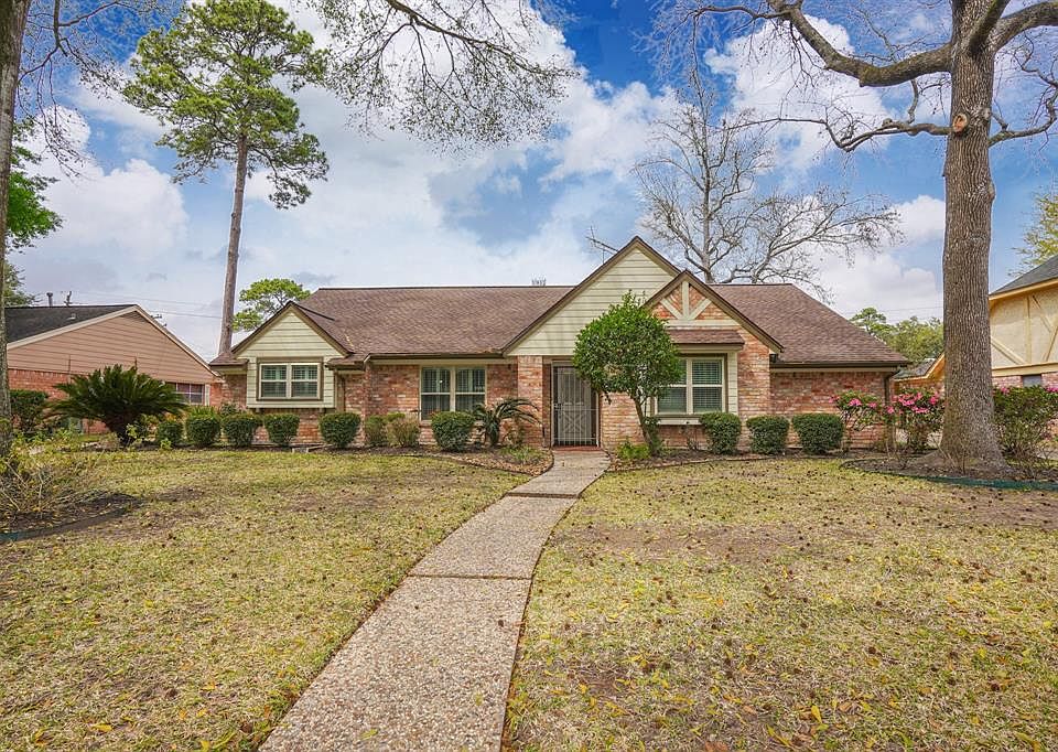 1st image of 5714 Old Lodge Dr