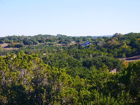 4th image of 1042 Malbec Loop