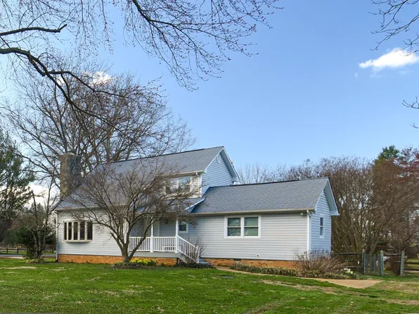 111 Old Landing Ct, Fredericksburg, VA 22405