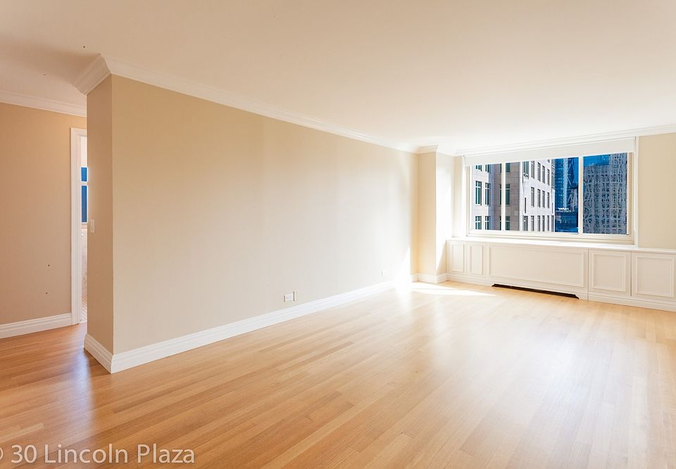 1st image of 30 W 63rd St APT 20D