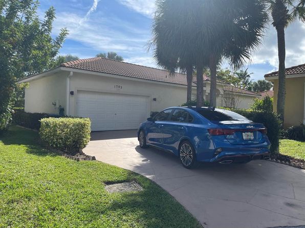 1703 Pierside Cir