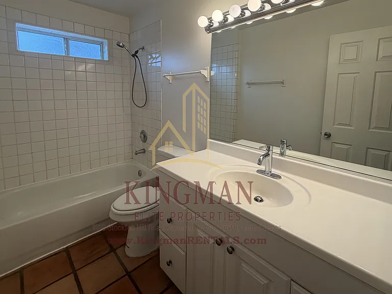 2627 Wallapai Ave — Photo 6
