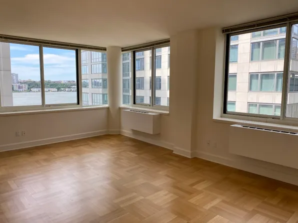 400 West 63rd Street image 5 of 15