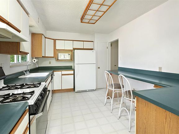 5th image of 12035 Craig View Dr