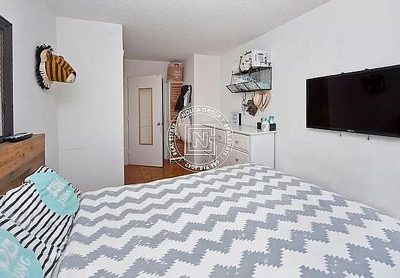 4th image of 376 Broadway APT 24