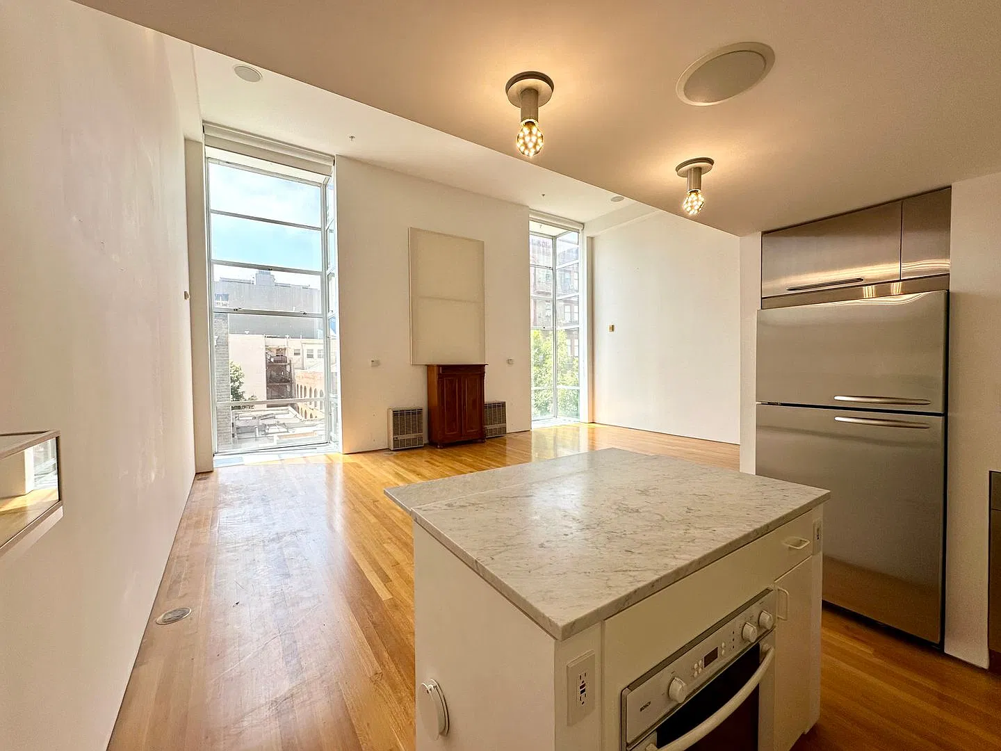 348 Hyde Street — Photo 4