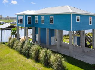 5120 Lambert Ln, Bay Saint Louis, MS 39520