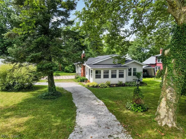 1648 Bathgate Ave, Madison, OH 44057
