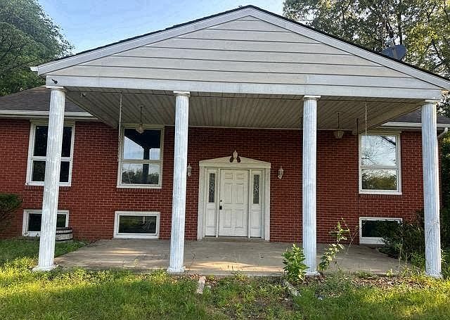 1st image of 4660 W State Road 10
